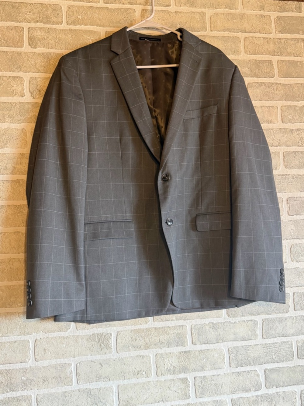 Perry Ellis Gray Windowpane Sport Coat